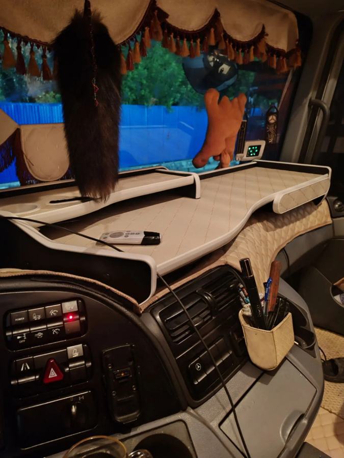 Фото покупателя: полка MERCEDES BENZ