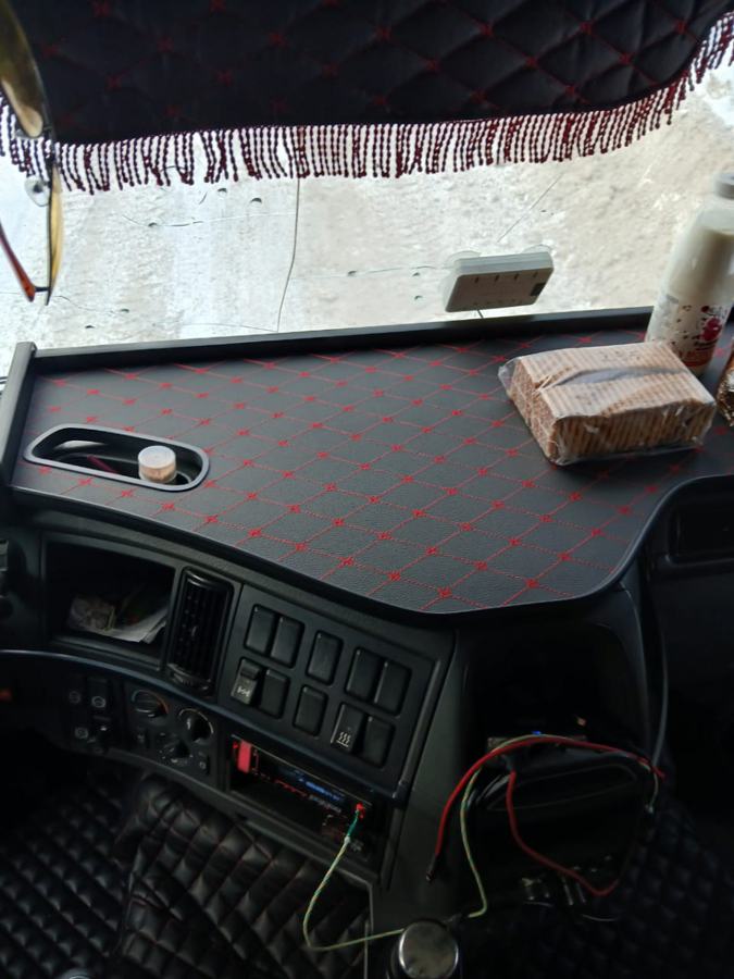 Фото покупателя: полка VOLVO FH12