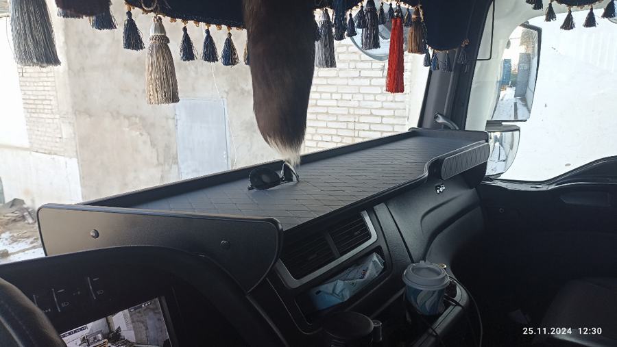 Фото покупателя: полка SITRAK C7H